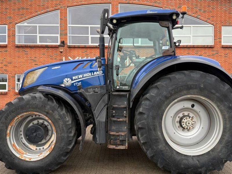 New Holland T7.315 HD BluePower