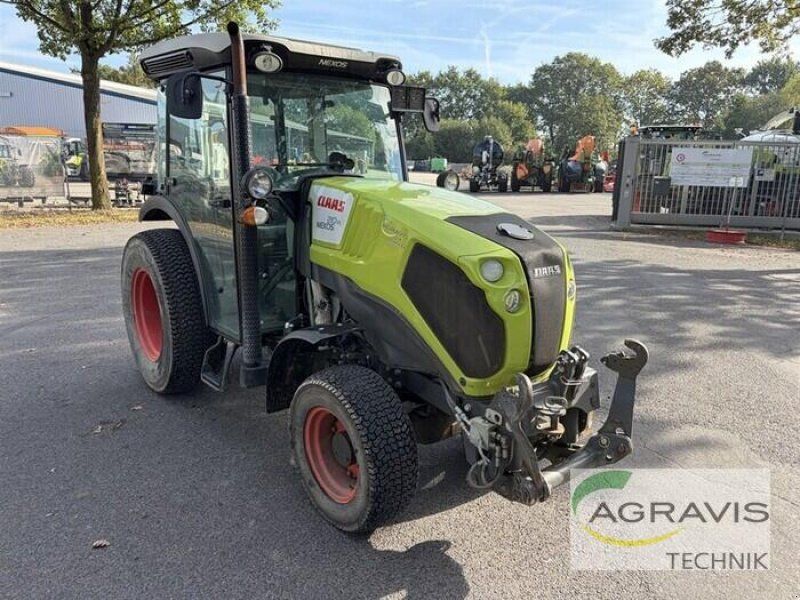 Claas NEXOS 210 VL