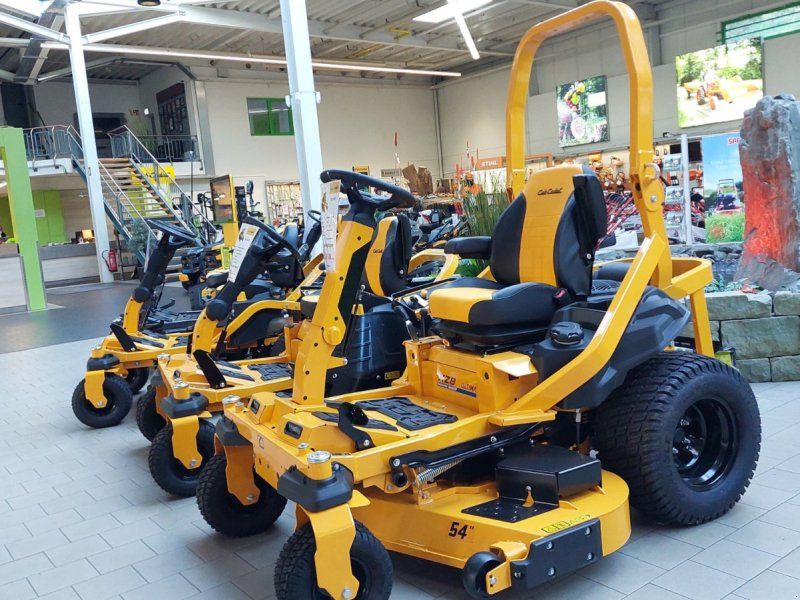 Cub Cadet XZ8