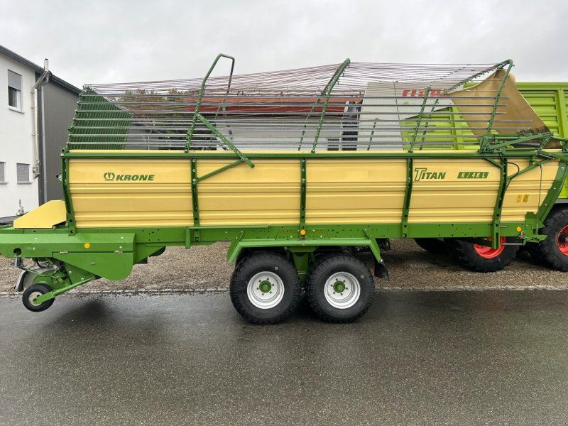Krone Titan 6/48 L ein großer Schwingen-Ladewagen im Topzustand