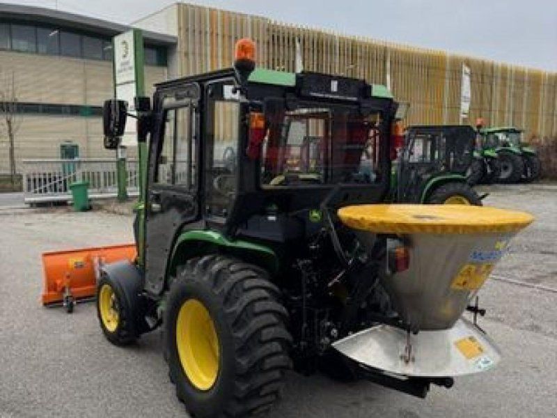 John Deere 3025e