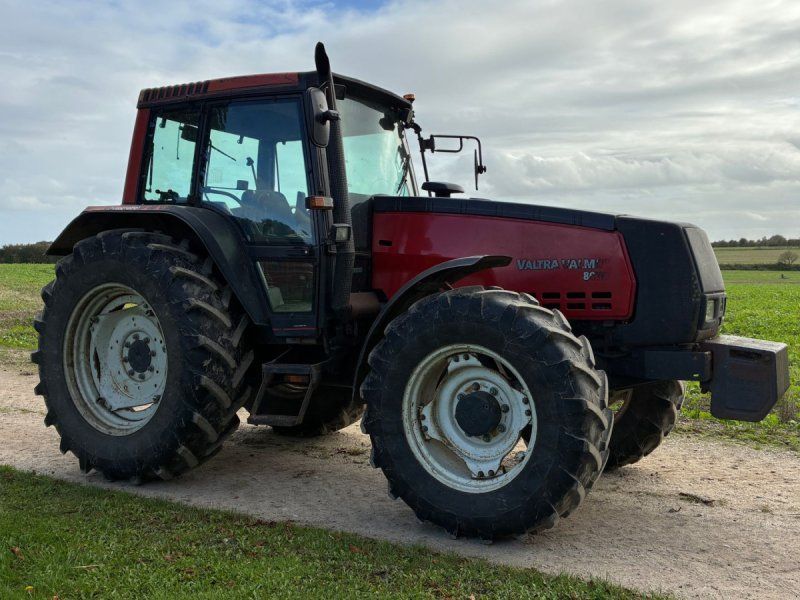 Valtra 8050