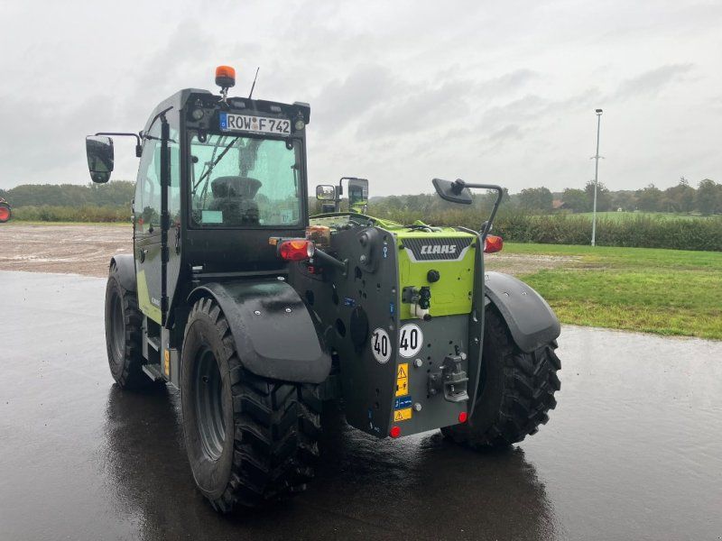 Claas Scorpion 742 Varipower