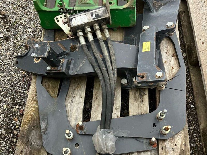 Hauer Top Lock Konsole zu John Deere 6310