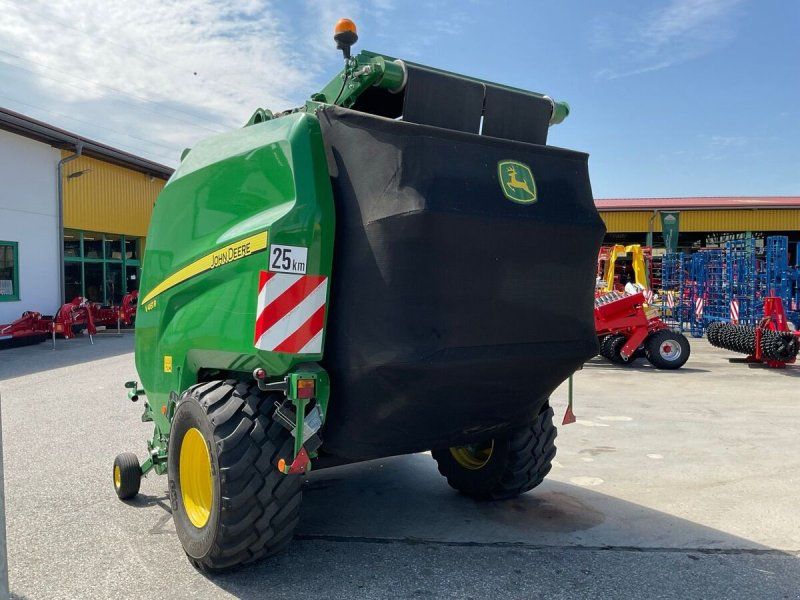 John Deere V461R HC25