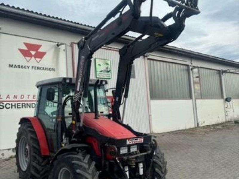 Massey Ferguson 4225