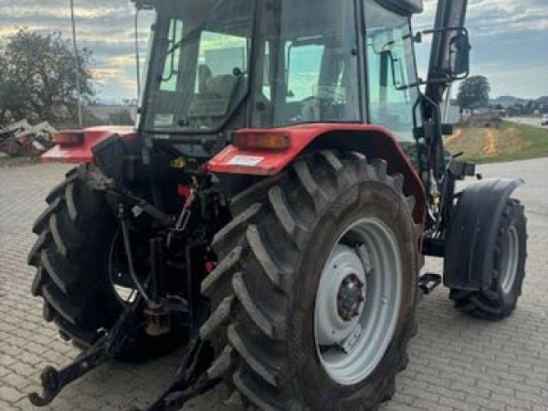Massey Ferguson 4225