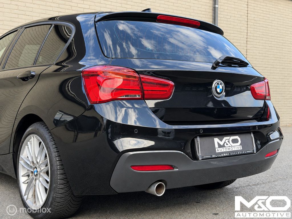 BMW 1-serie 118i | High Executive | M Sport Shadow | STOELVW