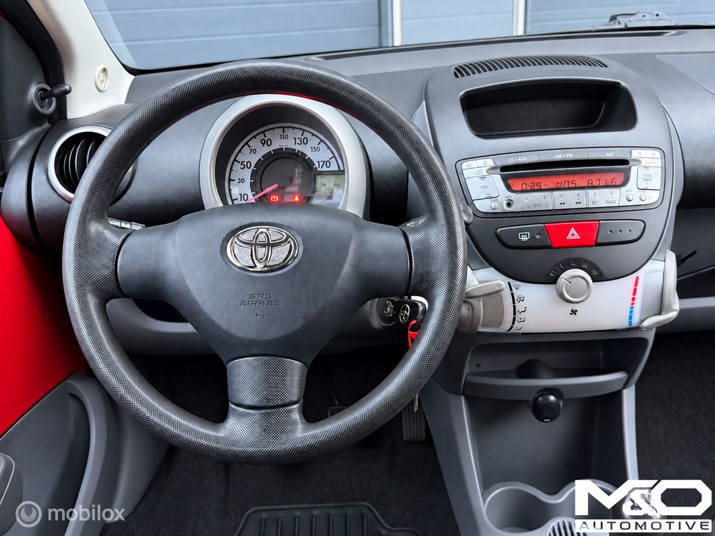 Toyota Aygo 1.0-12V | PDC | E-RAMEN | APK