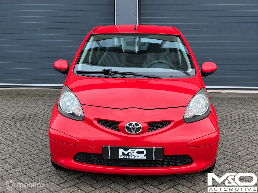 Toyota Aygo 1.0-12V | PDC | E-RAMEN | APK