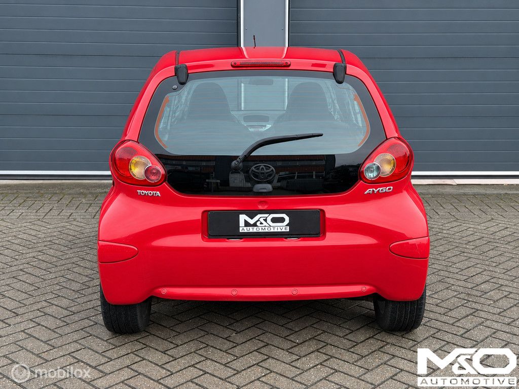 Toyota Aygo 1.0-12V | PDC | E-RAMEN | APK
