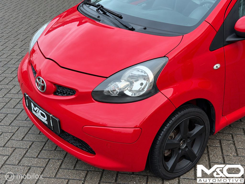Toyota Aygo 1.0-12V | PDC | E-RAMEN | APK