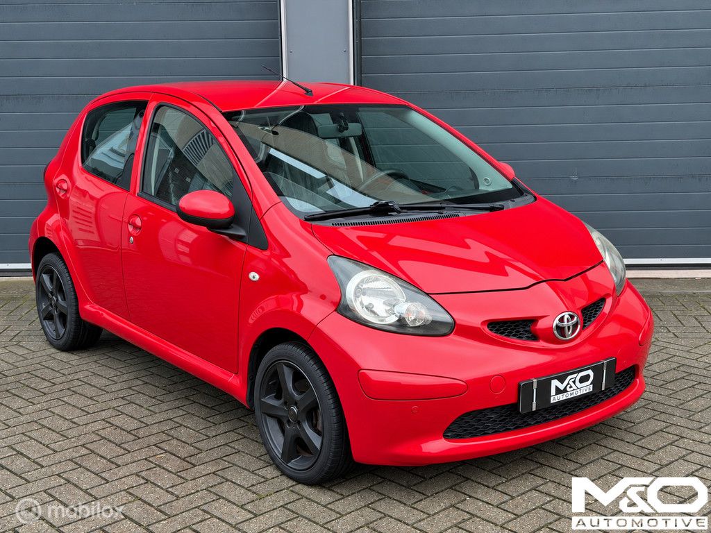 Toyota Aygo 1.0-12V | PDC | E-RAMEN | APK