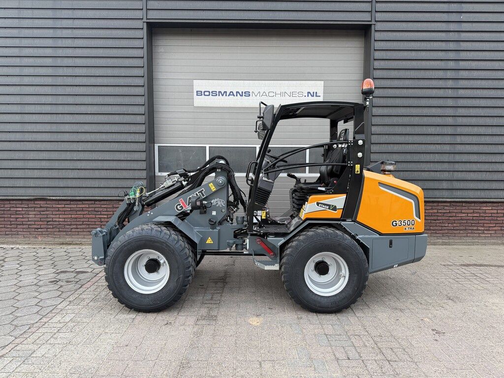 Giant G3500 X-TRA shovel NIEUW