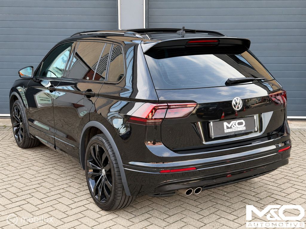 Volkswagen Tiguan 1.5 TSI ACT R-line | PANO | VIRTUAL | DYNAUDIO