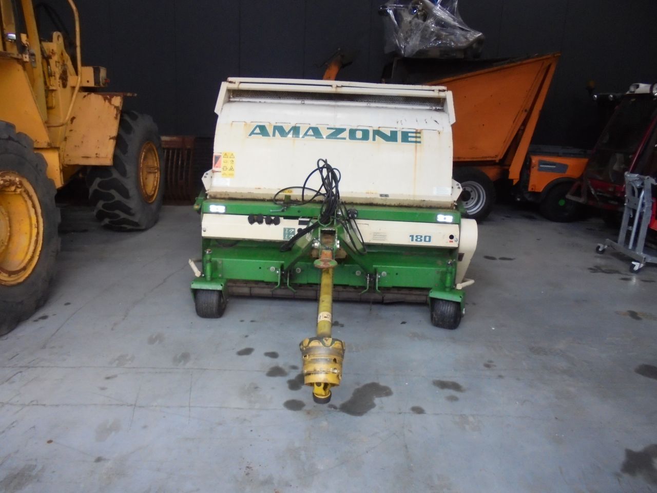 Amazone 180 klepelmaaier,hooglosser