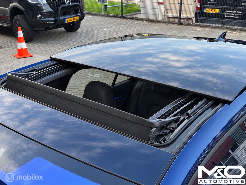 Volkswagen Golf 1.4 eHybrid GTE | PANO |IQ LED |CAMERA |AKRA