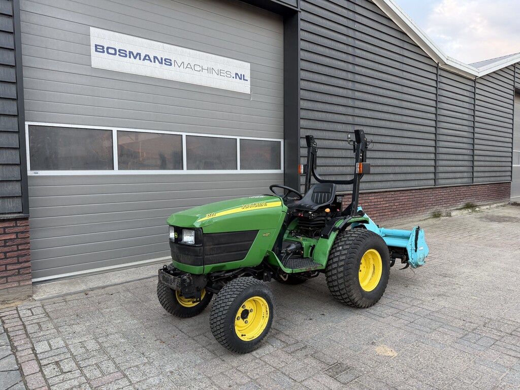 John Deere 4110 Compacttrekker (4WD / HST)
