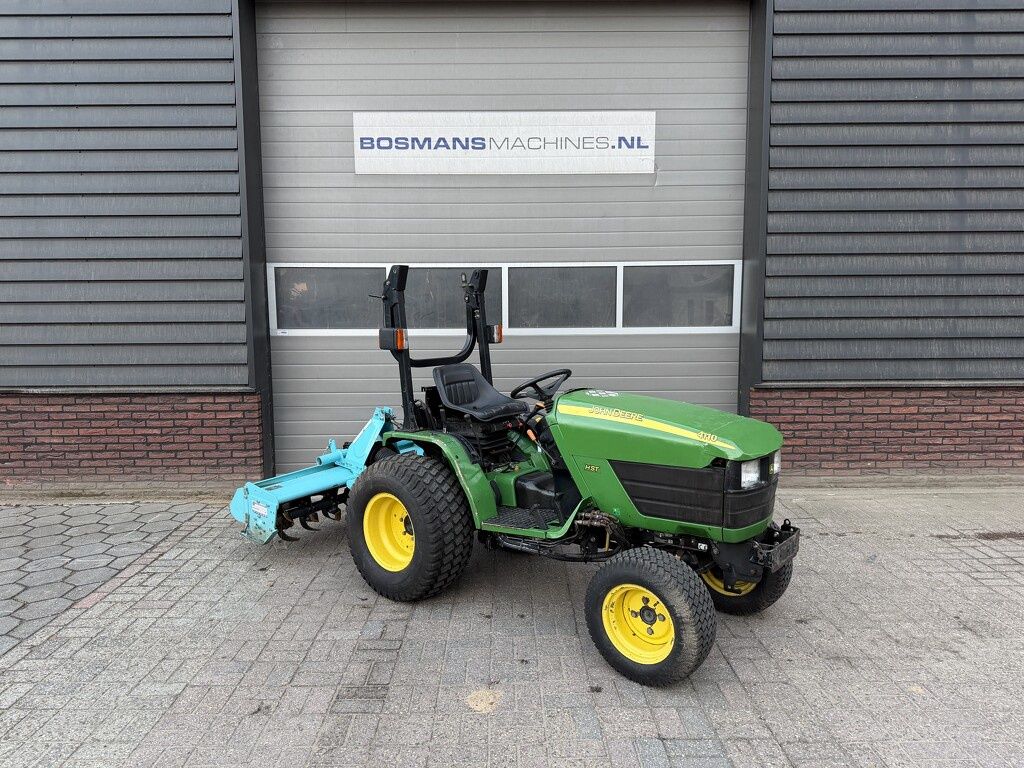 John Deere 4110 Compacttrekker (4WD / HST)