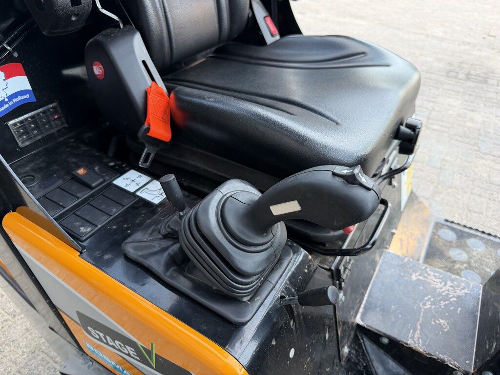 Giant G2300 X-TRA HD minishovel 2026 56 uur
