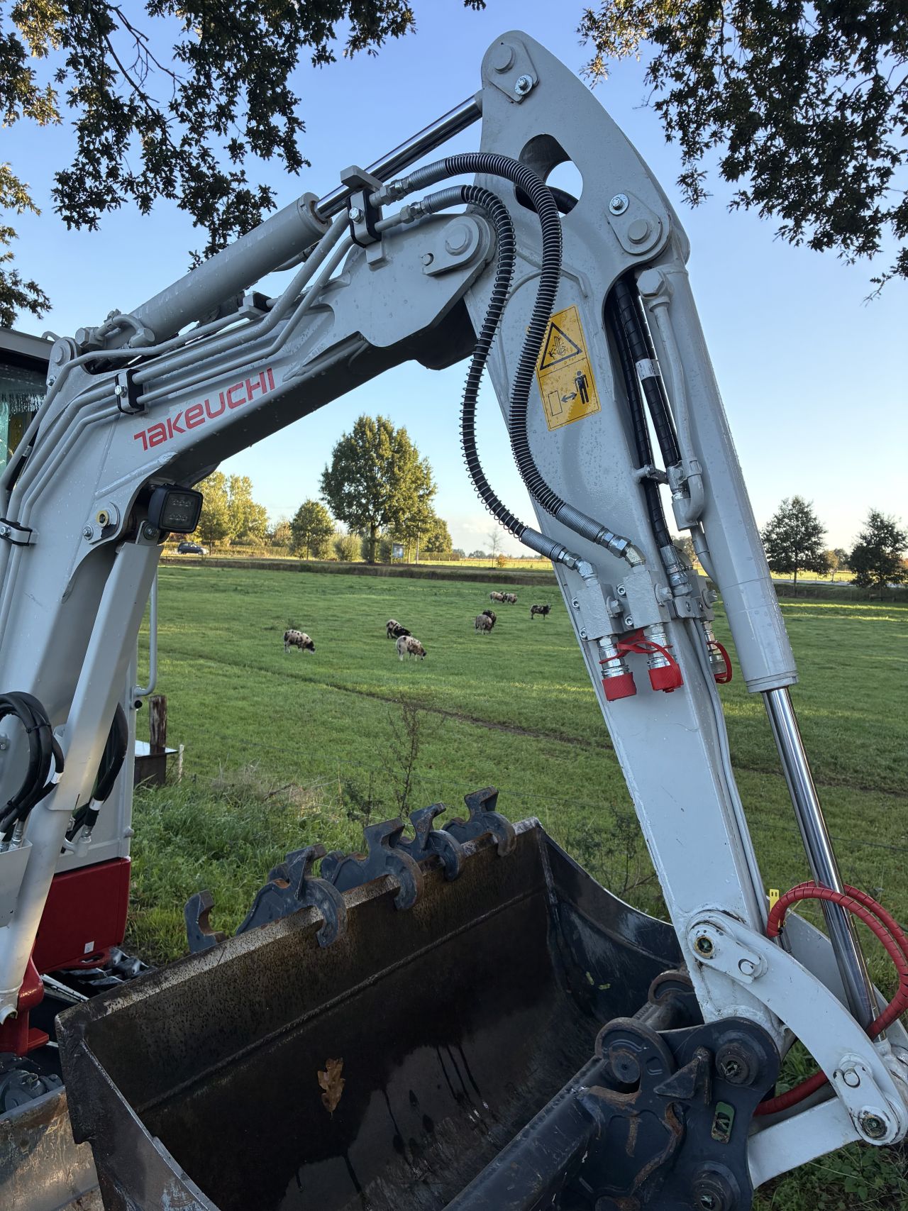 Takeuchi TB325R BJ25