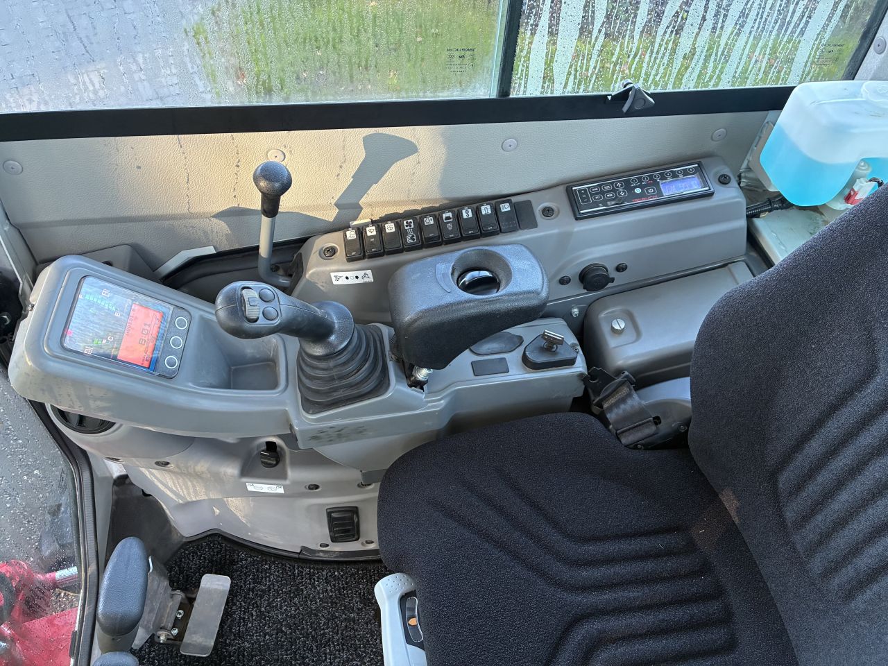 Takeuchi TB325R BJ25