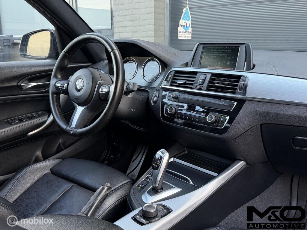 BMW 1-serie 118i | M Sport High Executive| STOELVW | VIRTUAL