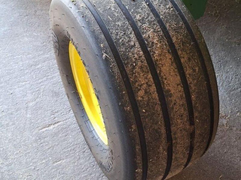 John Deere 580 variabel