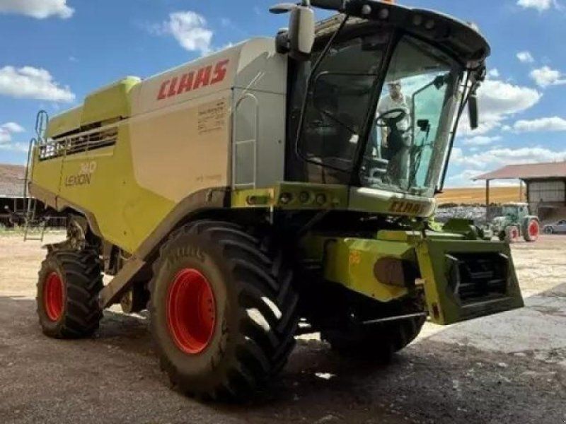 Claas lexion 740 t4f