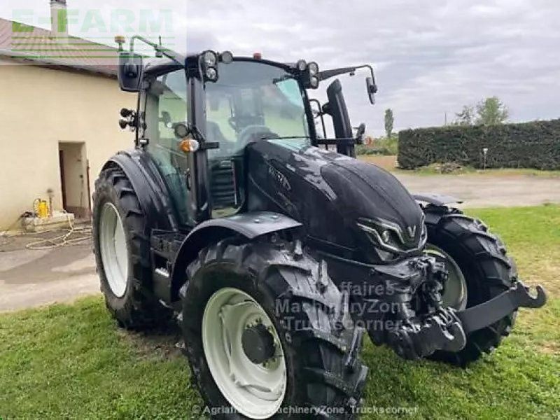 Valtra g125 versu