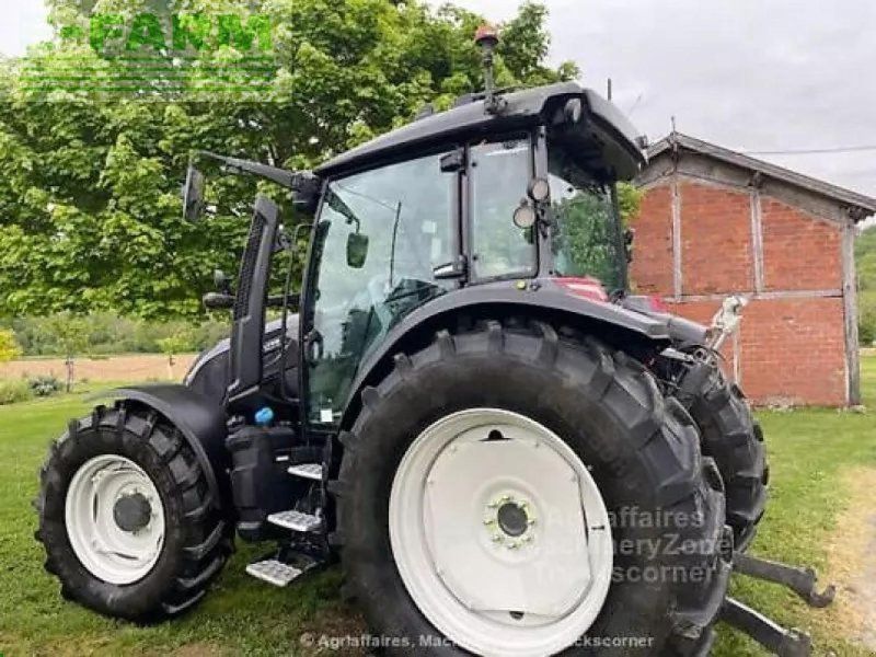 Valtra g125 versu