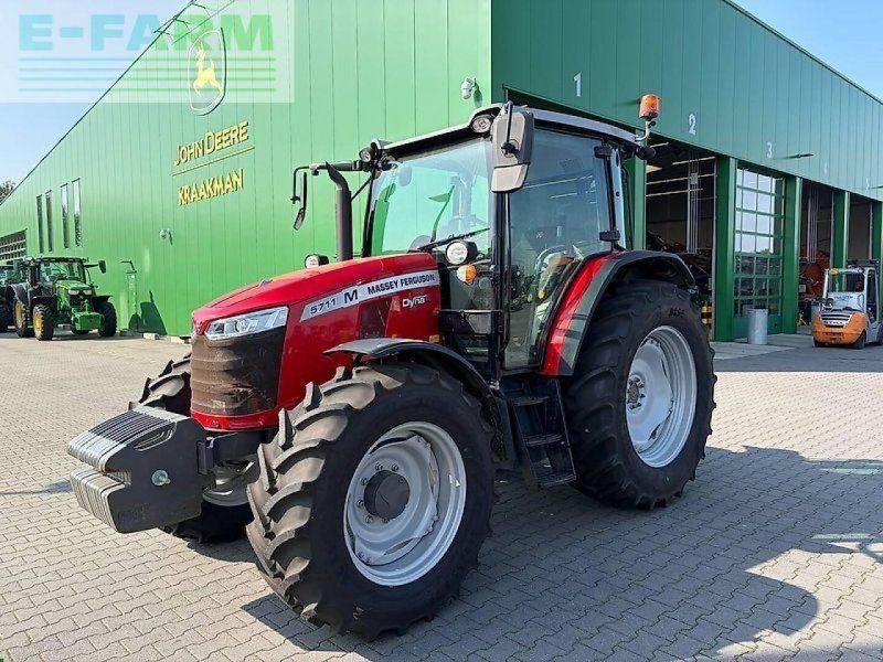 Massey Ferguson 5711m #782845