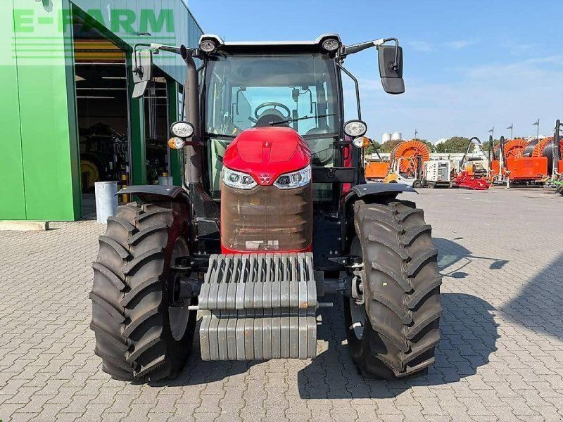 Massey Ferguson 5711m #782845