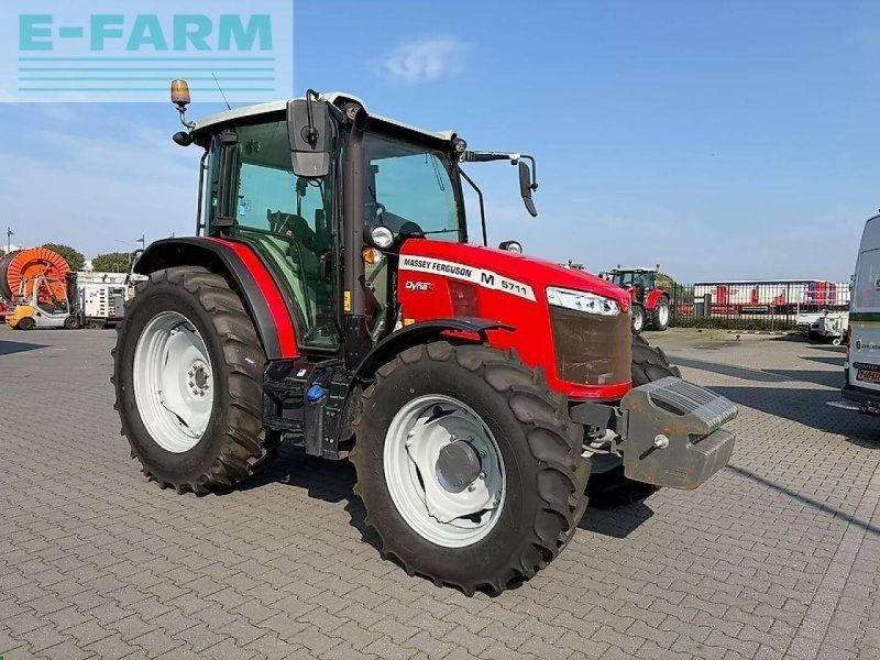 Massey Ferguson 5711m #782845
