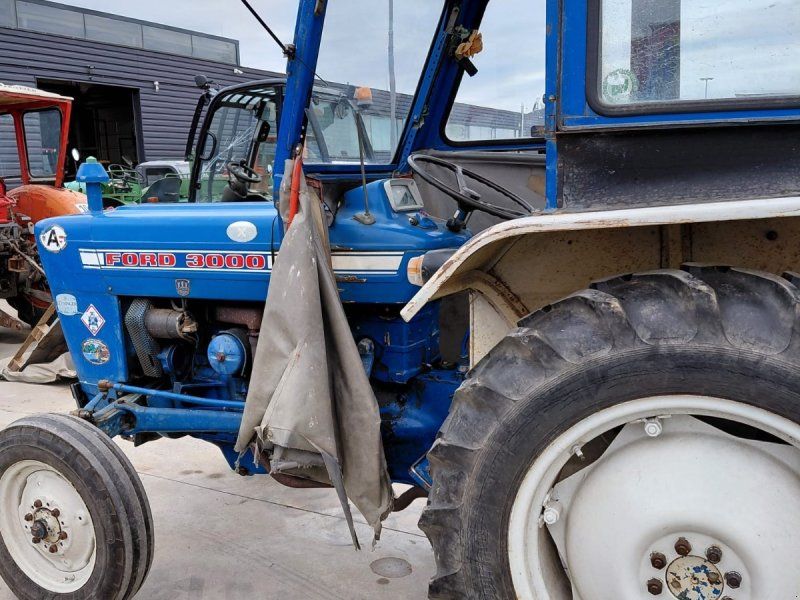 Ford 3000
