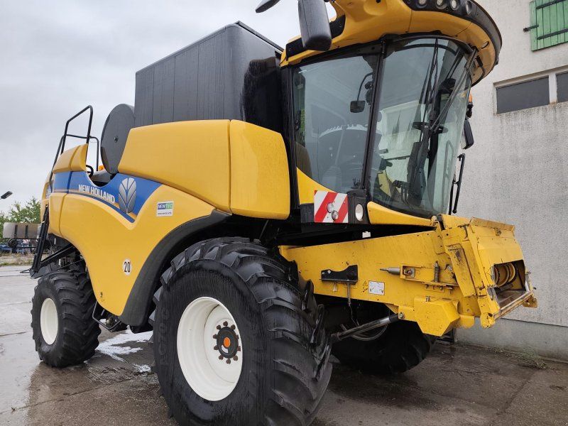 New Holland CX 6.90