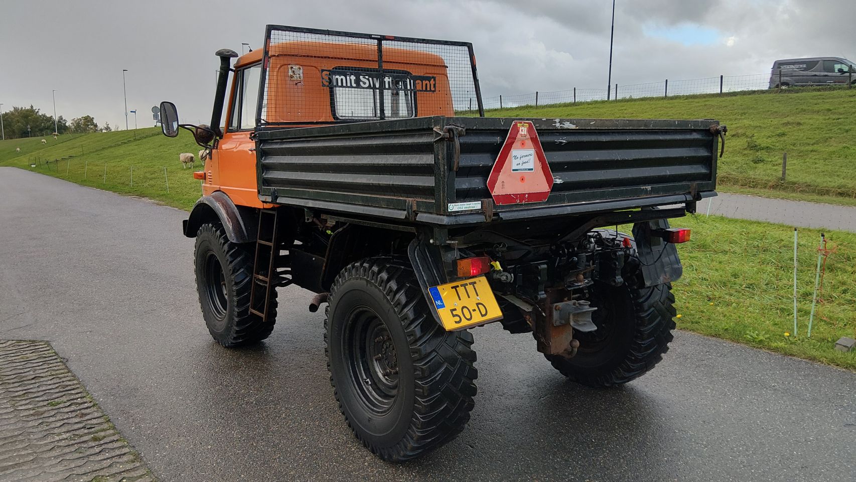 Unimog 406 met kenteken 4X4 mmbs landbouw uitvoering