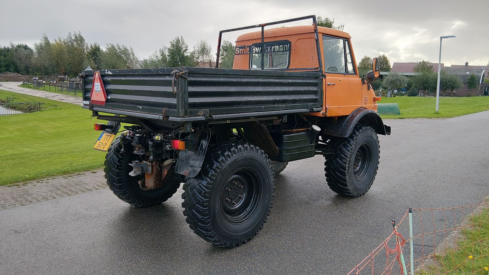 Unimog 406 met kenteken 4X4 mmbs landbouw uitvoering