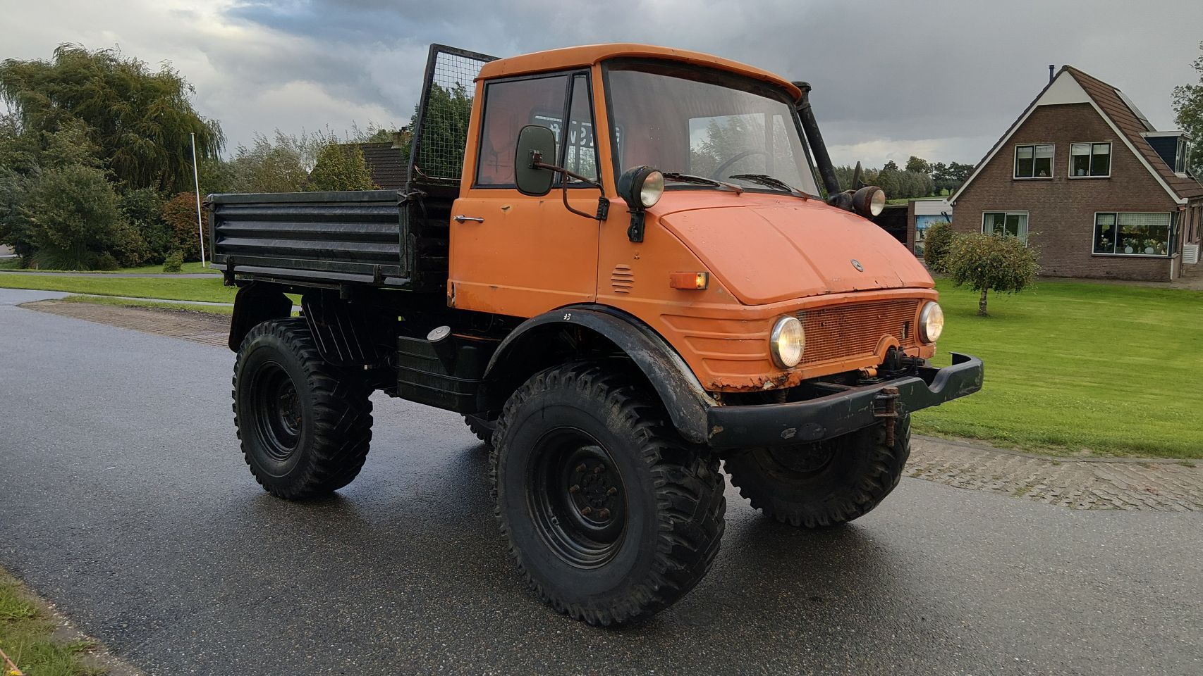 Unimog 406 met kenteken 4X4 mmbs landbouw uitvoering