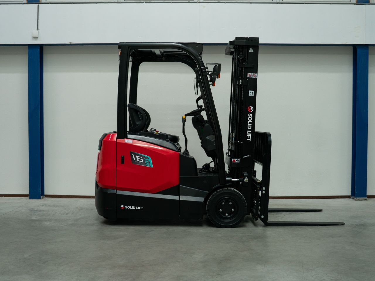 Solid Lift 1.600 kg (1.6 ton) nieuw lithium un hyundai