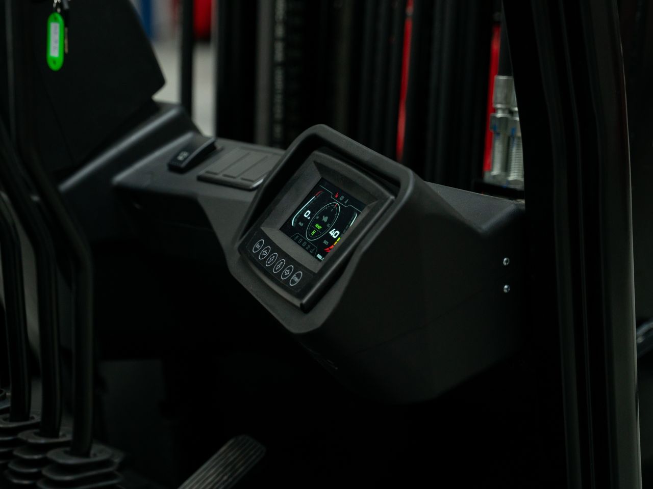 Solid Lift 1.600 kg (1.6 ton) nieuw lithium un hyundai