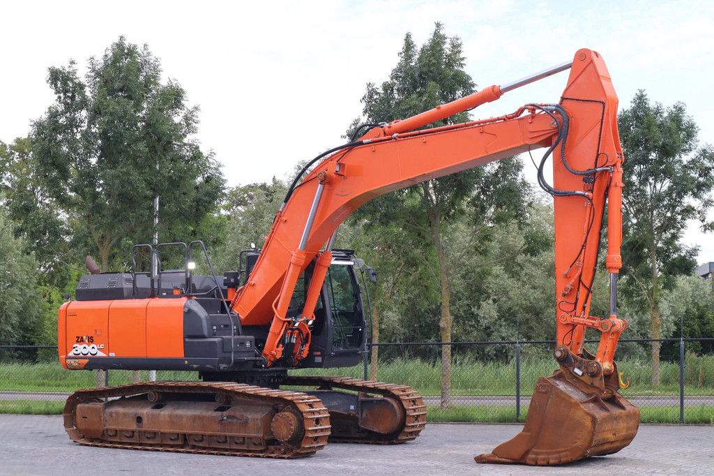 Hitachi ZX300 ZX300 LC-6 | TOOTH BUCKET | QUICK COUPLER