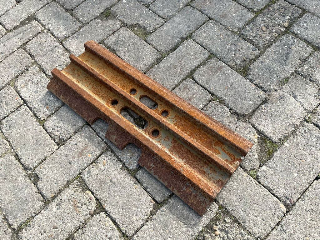 Volvo SHOES | TRACK PLATES | 60 CM | FAHRWERK
