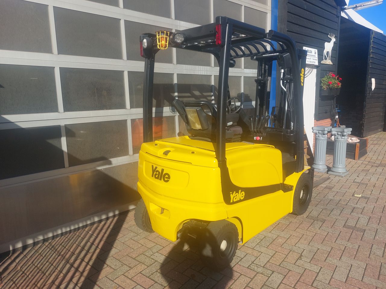 Yale ERP25 triplex sideshift 2013