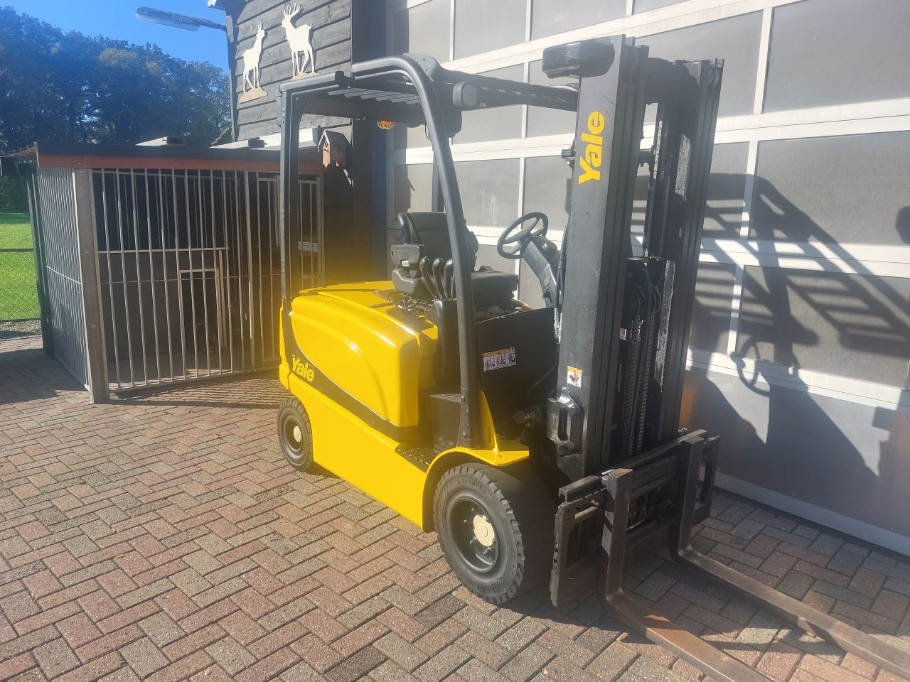 Yale ERP25 triplex sideshift 2013