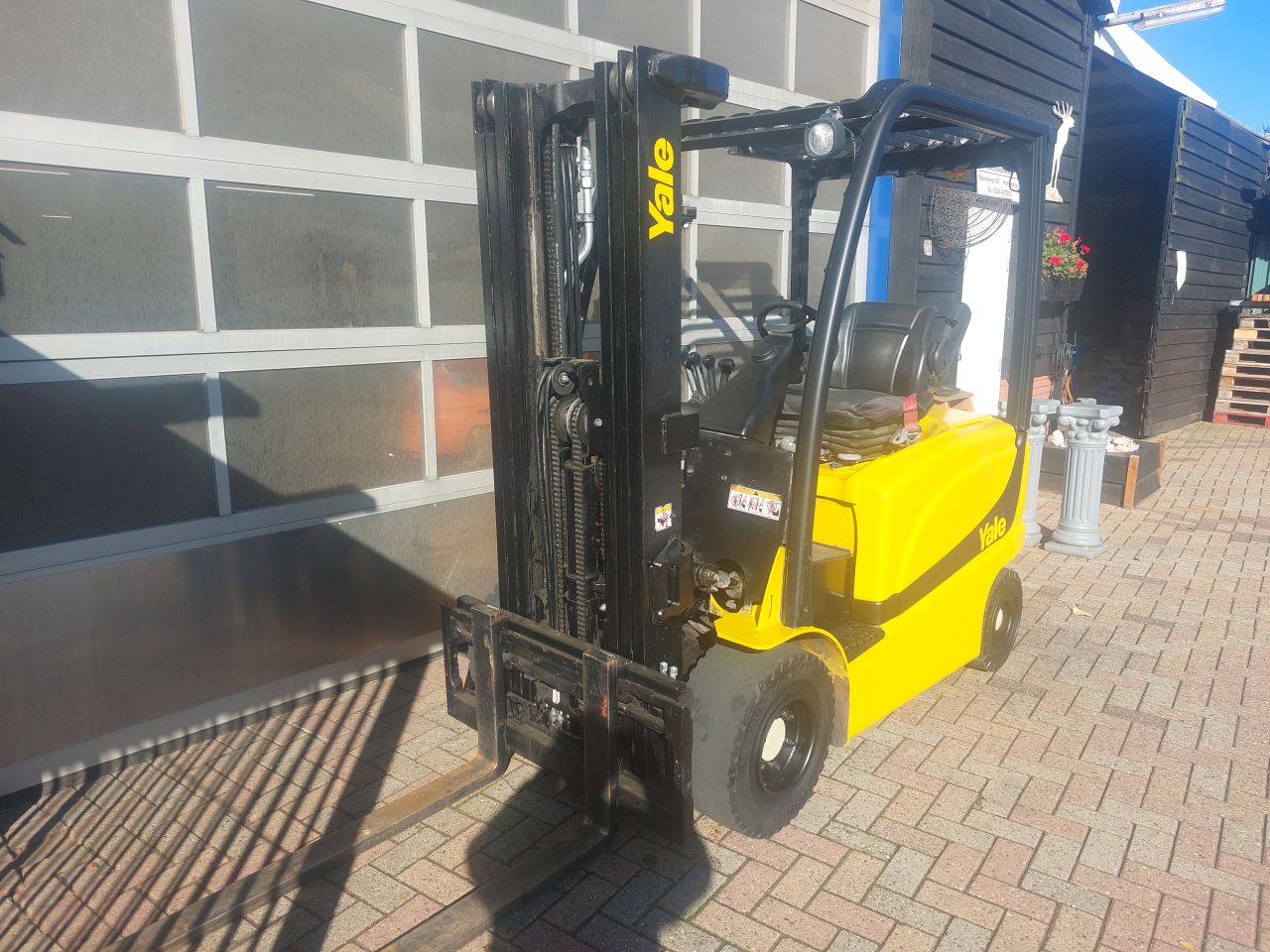Yale ERP25 triplex sideshift 2013