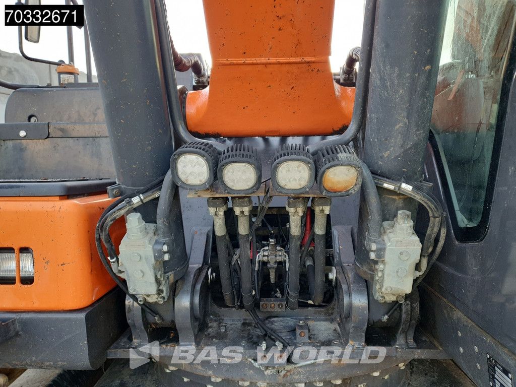 Doosan DX300 LC-5 GPS - Tiltrotator