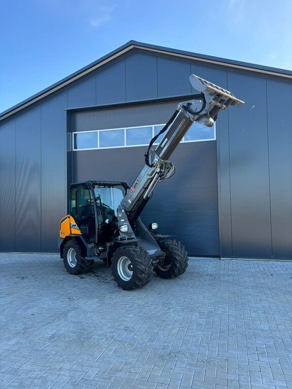 Giant G3500