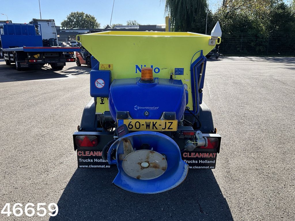 ESVE 2-assige aanhangwagen met Nido 1,1 m³ zoustrooier