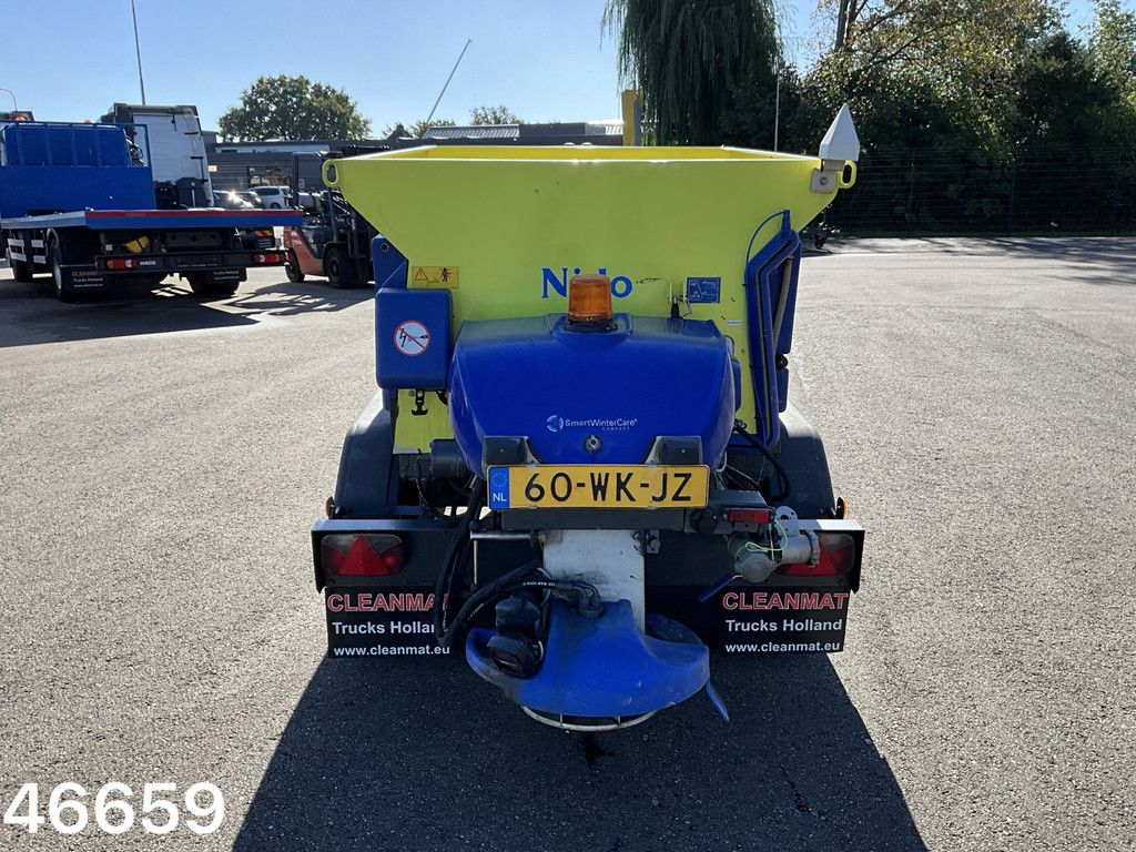 ESVE 2-assige aanhangwagen met Nido 1,1 m³ zoustrooier